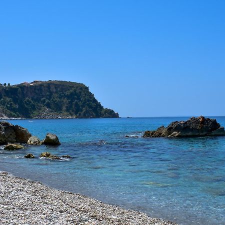 Hotel Stolis Himare Exterior photo