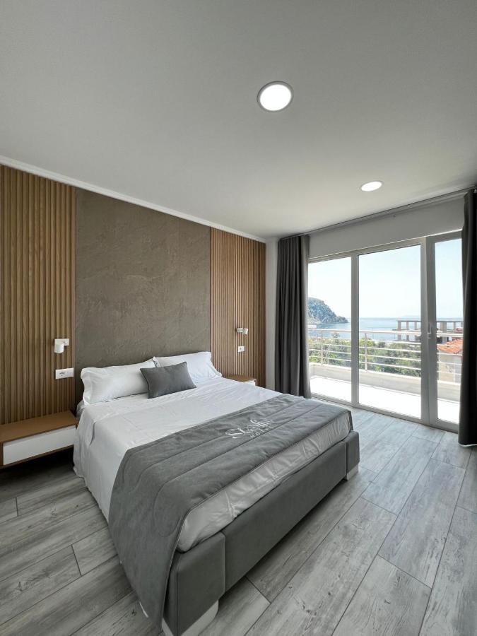 Hotel Stolis Himare Exterior photo