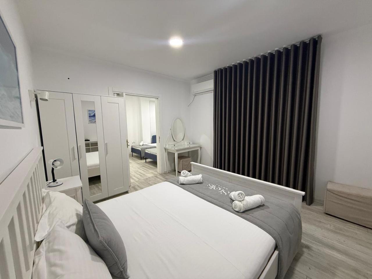 Hotel Stolis Himare Exterior photo