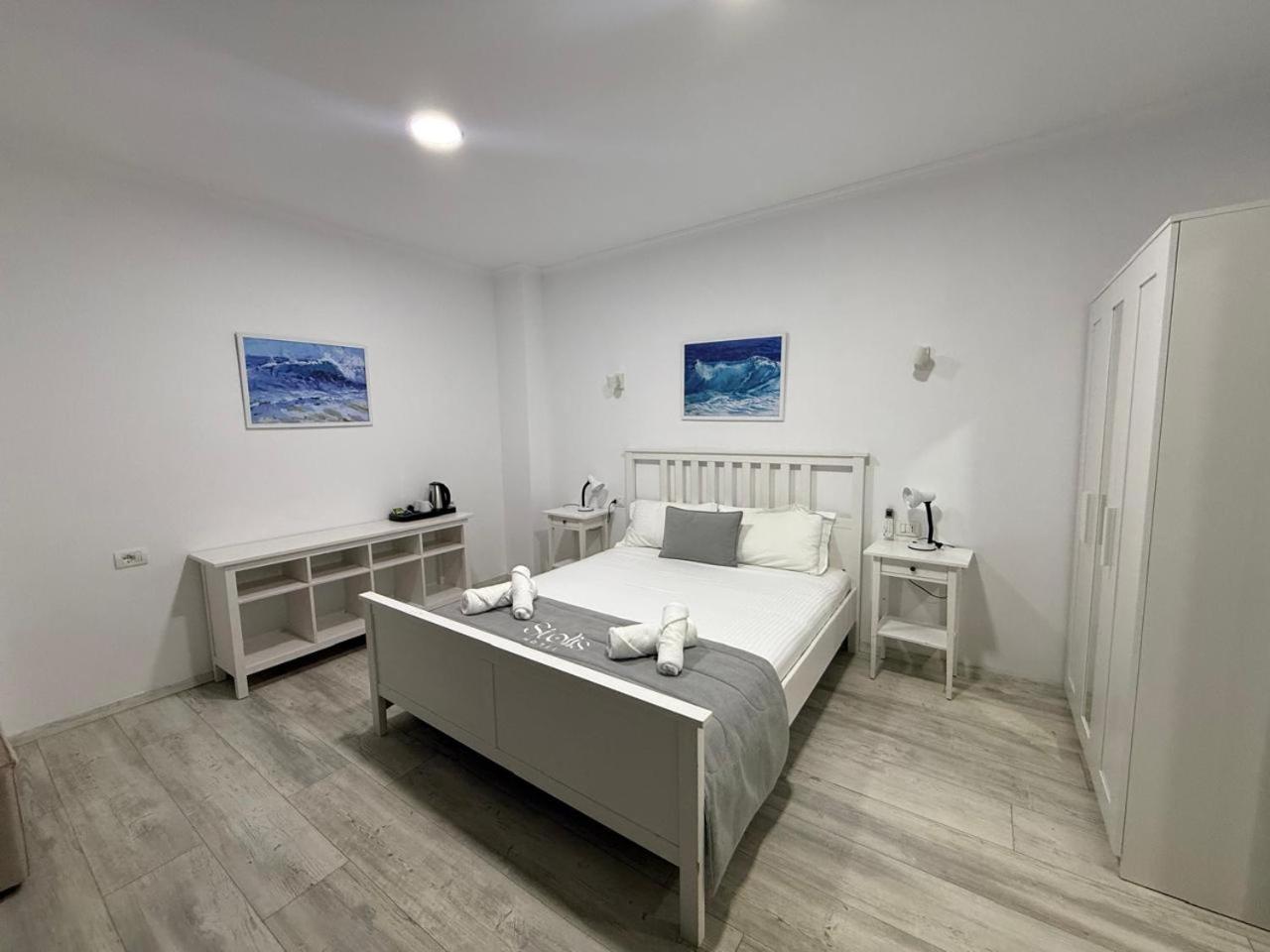 Hotel Stolis Himare Exterior photo