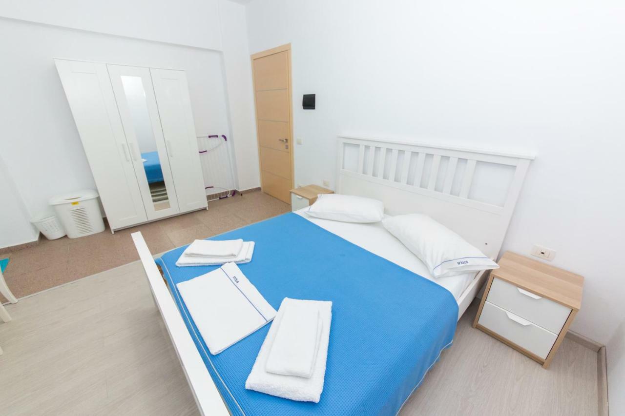 Hotel Stolis Himare Exterior photo