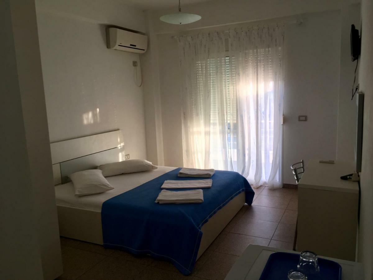 Hotel Stolis Himare Exterior photo