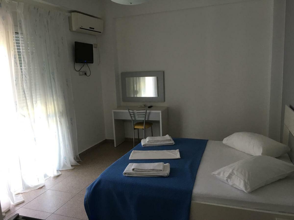 Hotel Stolis Himare Exterior photo