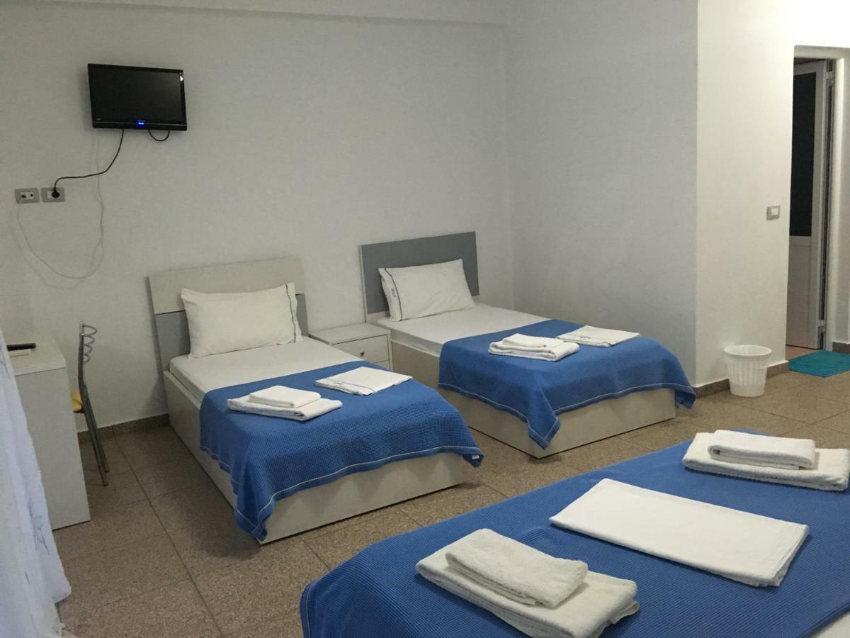 Hotel Stolis Himare Exterior photo